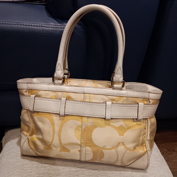 Coach Hampton Optic Signature Stripe Yellow White Double Handle Shoulder Bag - Picture 3 of 7